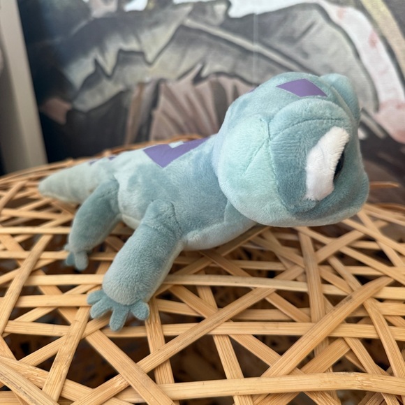 NWT TY Beanie Baby BRUNI the Salamander 2019 Disney Frozen 2 6 Inch - Picture 3 of 6